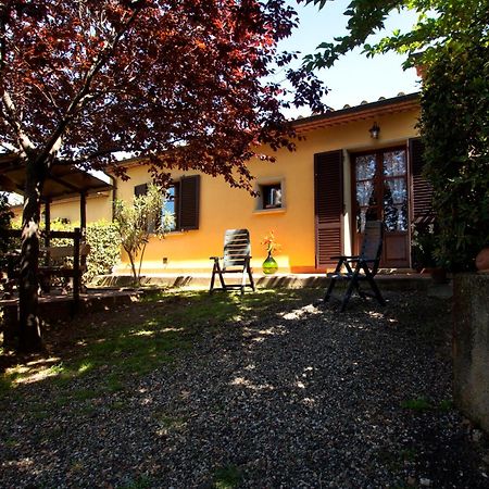 Agriturismo I Cerroni Монтескудайо Экстерьер фото
