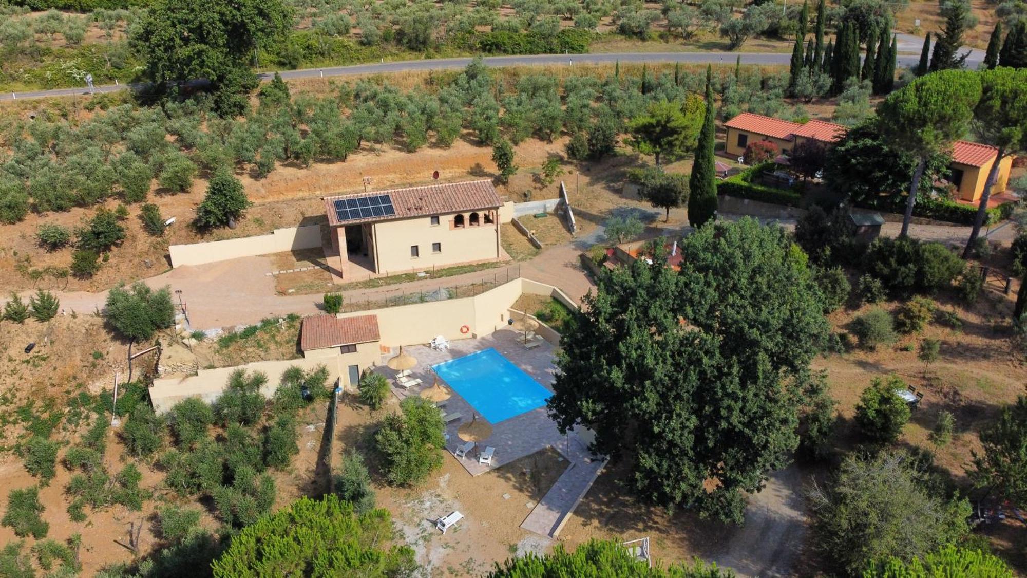 Agriturismo I Cerroni Монтескудайо Экстерьер фото