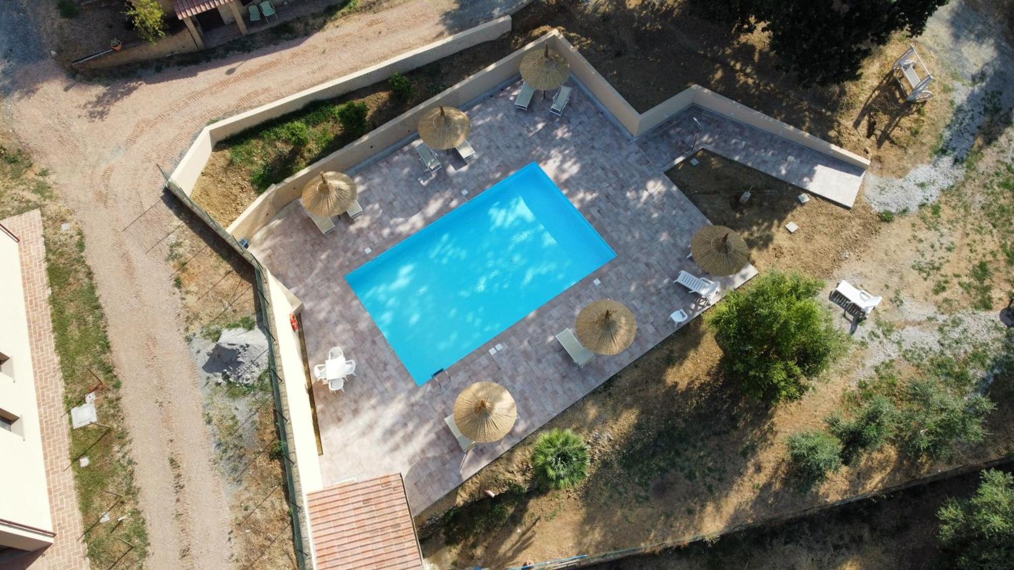 Agriturismo I Cerroni Монтескудайо Экстерьер фото